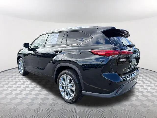 2021 Toyota Highlander Hybrid Limited