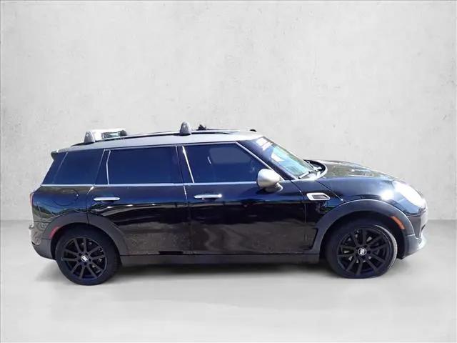 2017 MINI Cooper Clubman Cooper
