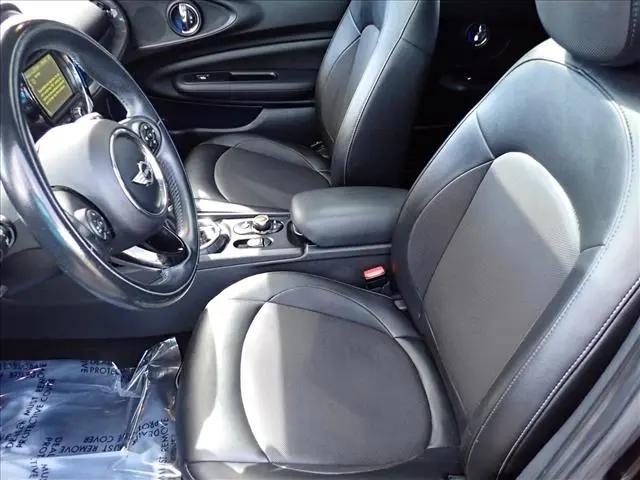 2017 MINI Cooper Clubman Cooper