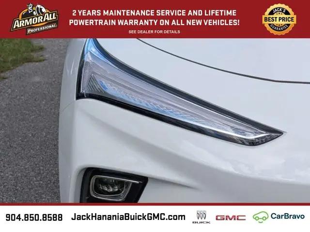 2026 Buick NV Preferred FWD