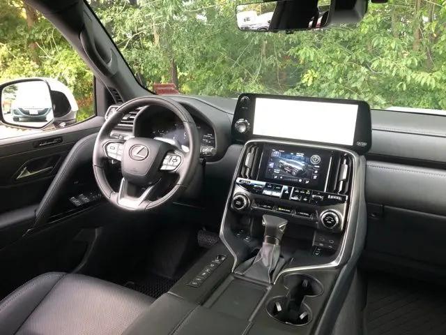 2026 Lexus LX Luxury