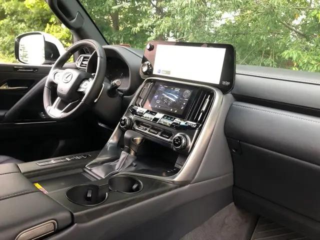 2026 Lexus LX Luxury
