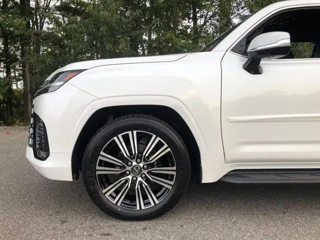 2026 Lexus LX Luxury