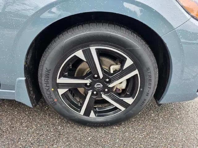 2024 Nissan Sentra SV Xtronic CVT