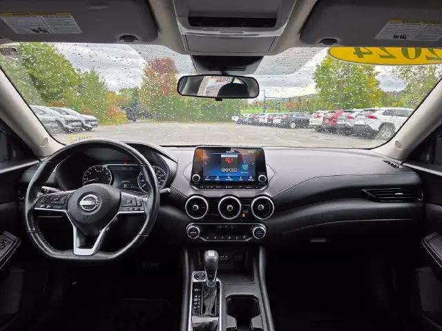 2024 Nissan Sentra SV Xtronic CVT