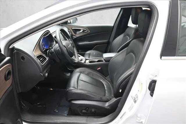 2015 Chrysler 200 C