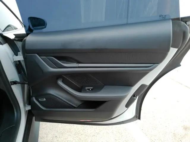 2024 Porsche Taycan Taycan