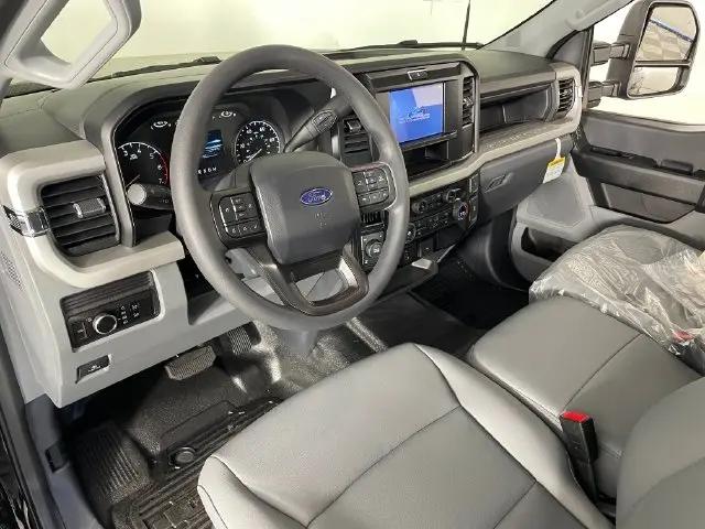 2027 Ford F-350 XL