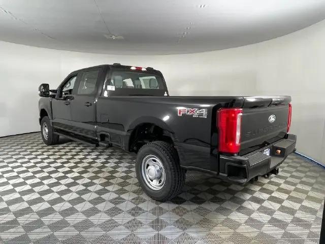2027 Ford F-350 XL