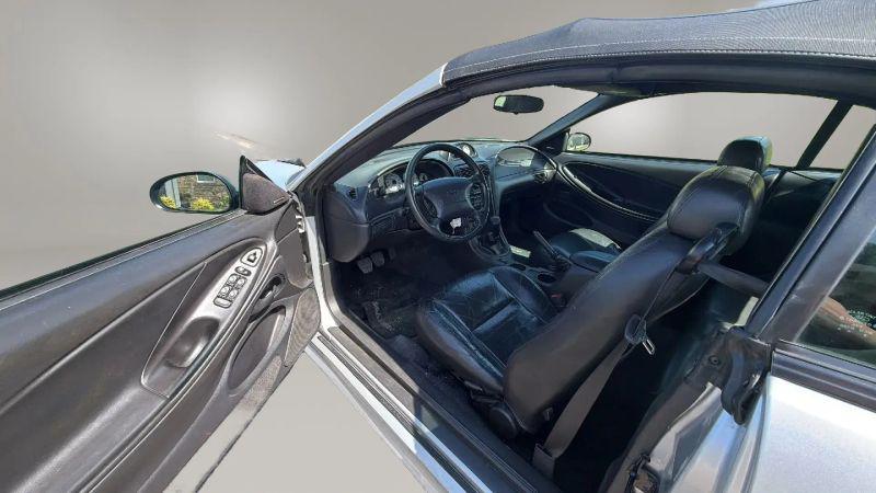 2001 Ford Mustang GT