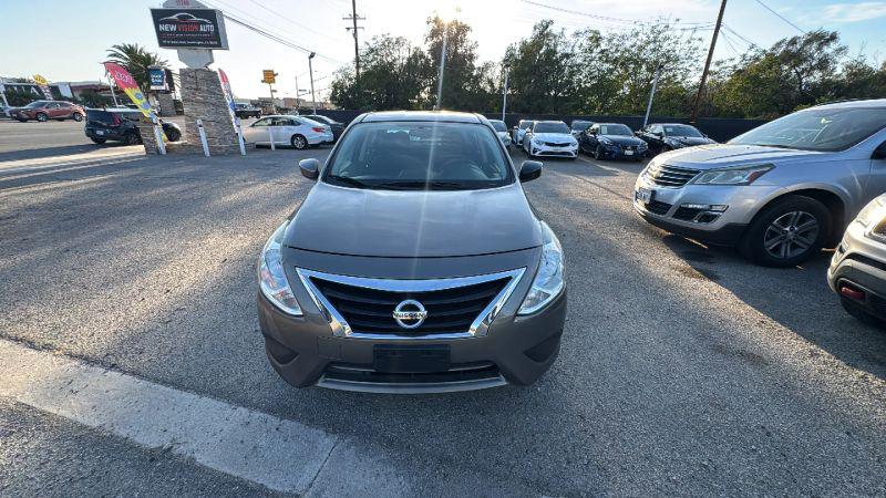 2016 Nissan Versa 1.6 SV