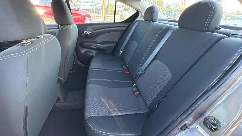 2016 Nissan Versa 1.6 SV