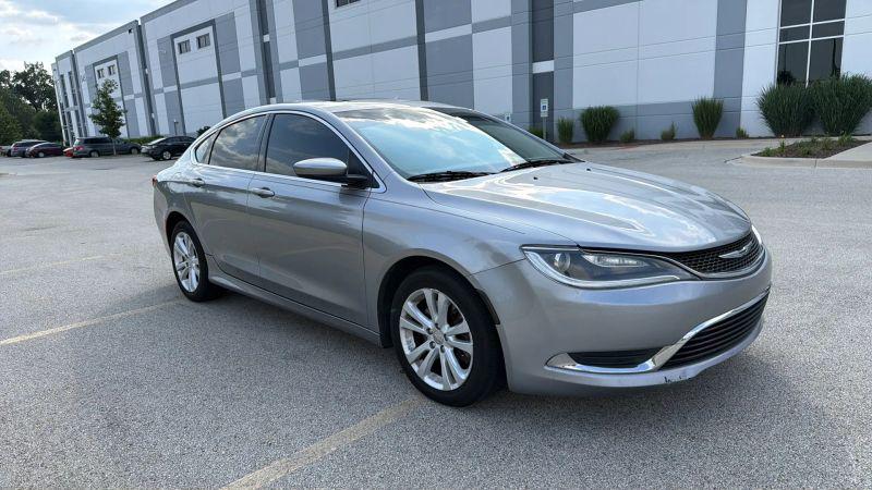 2017 Chrysler 200 Limited Platinum