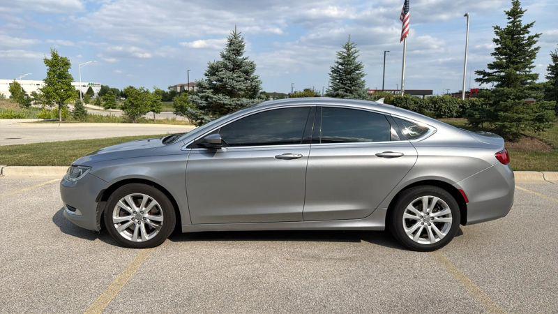 2017 Chrysler 200 Limited Platinum