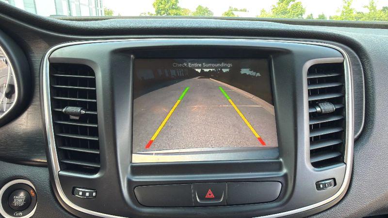 2017 Chrysler 200 Limited Platinum
