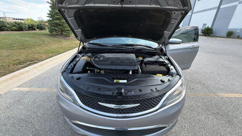 2017 Chrysler 200 Limited Platinum