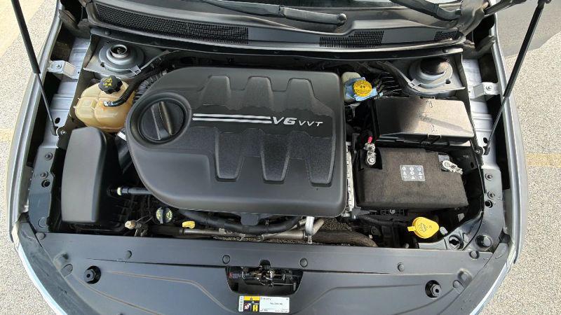 2017 Chrysler 200 Limited Platinum