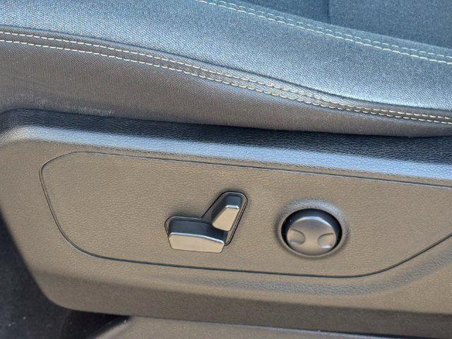 2022 Ram 1500 Big Horn Crew Cab 4x4 57 Box