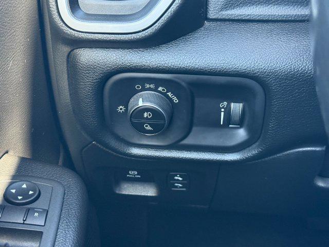 2022 Ram 1500 Big Horn Crew Cab 4x4 57 Box