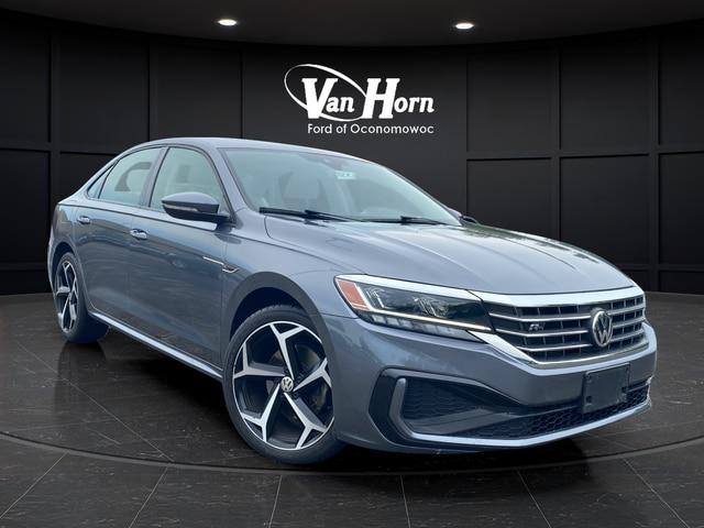2020 Volkswagen Passat 2.0T R-Line for sale in Oconomowoc, WI