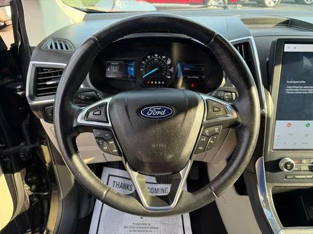2023 Ford Edge Titanium