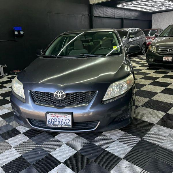 2009 Toyota Corolla LE for sale in Fresno, CA