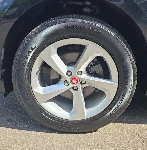 2019 Jaguar F-PACE 25t Premium