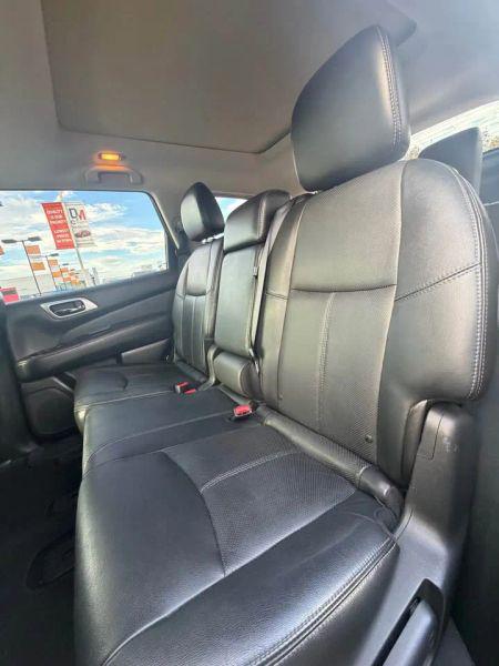2013 Nissan Pathfinder Platinum