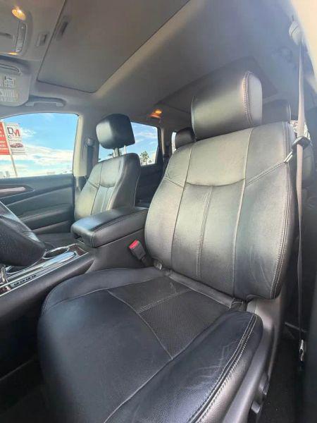 2013 Nissan Pathfinder Platinum