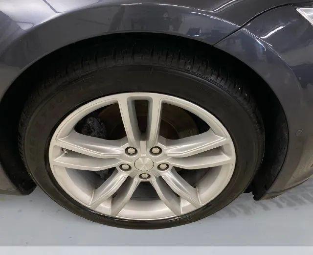 2015 Tesla Model S 70D