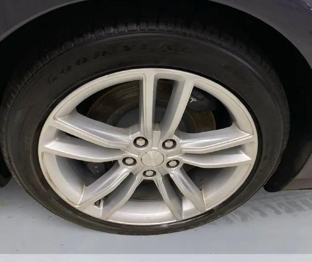 2015 Tesla Model S 70D