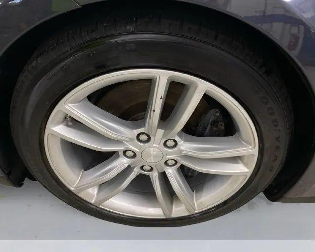 2015 Tesla Model S 70D