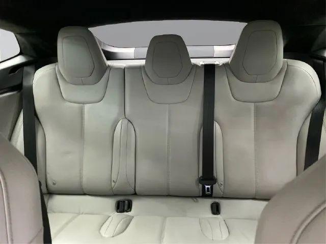 2015 Tesla Model S 70D