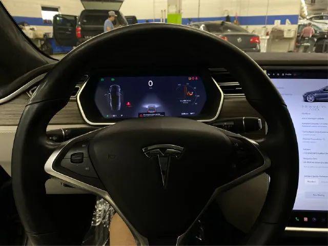 2015 Tesla Model S 70D