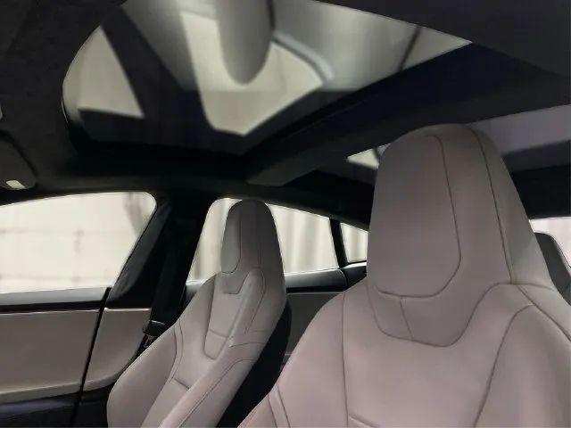 2015 Tesla Model S 70D