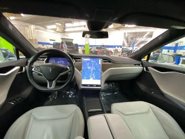 2015 Tesla Model S 70D