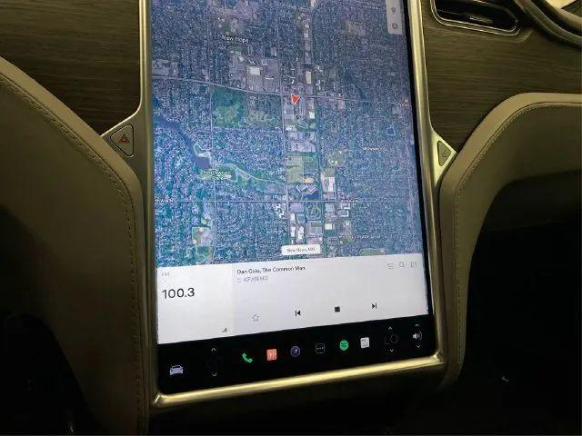 2015 Tesla Model S 70D