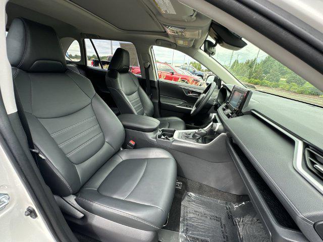 2021 Toyota RAV4 Hybrid XLE Premium