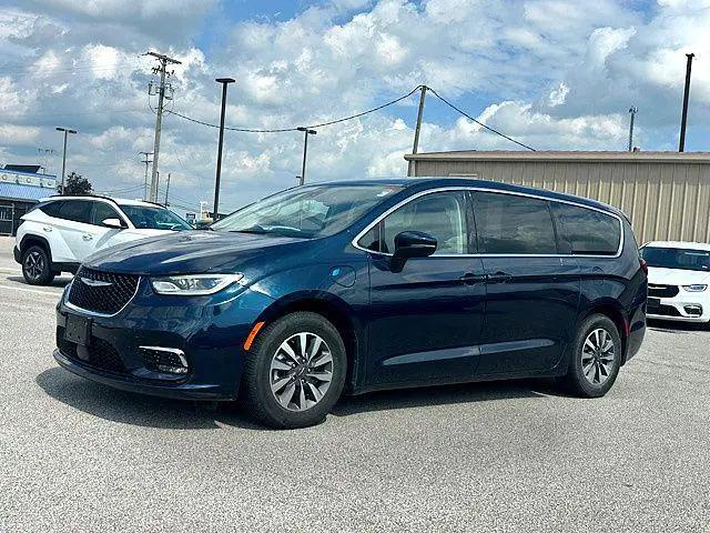 2023 Chrysler Pacifica Hybrid Touring L for sale near Marion, OH