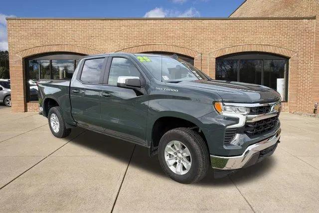 2025 Chevrolet Silverado 1500 4WD Crew Cab Standard Bed LT for sale in State College, PA