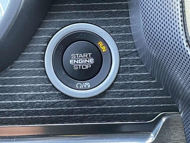 2019 Ram 1500 Limited Crew Cab 4x4 57 Box