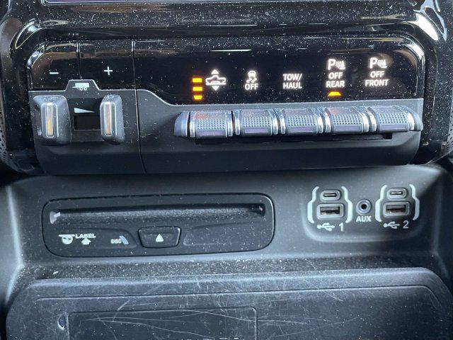 2019 Ram 1500 Limited Crew Cab 4x4 57 Box