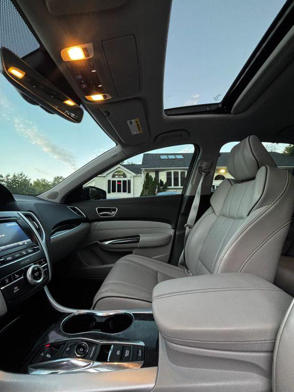 2019 Acura TLX Tech Pkg