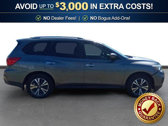 Used 2017 Nissan Pathfinder SV For Sale in Muscle Shoals, AL
