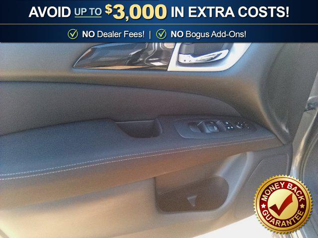 Used 2017 Nissan Pathfinder SV For Sale in Muscle Shoals, AL