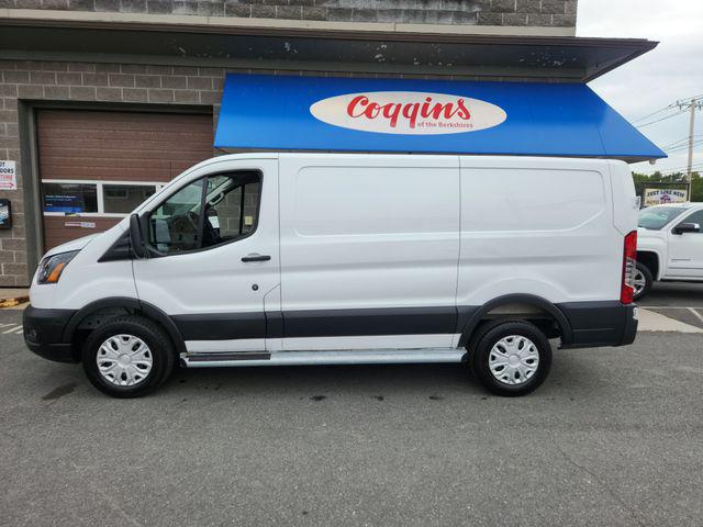 2025 Ford Transit Cargo Van Base