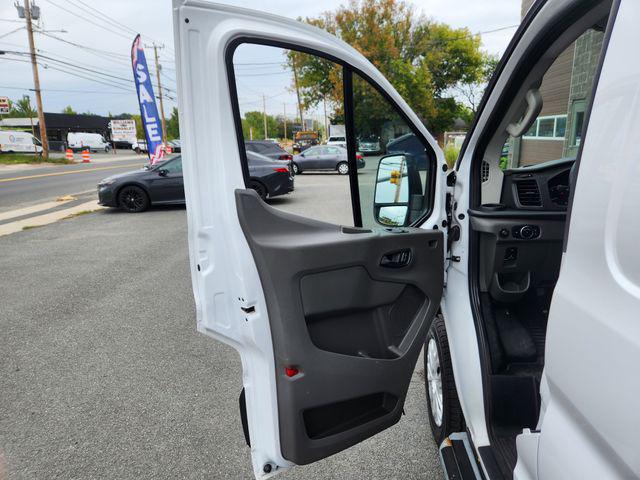 2025 Ford Transit Cargo Van Base