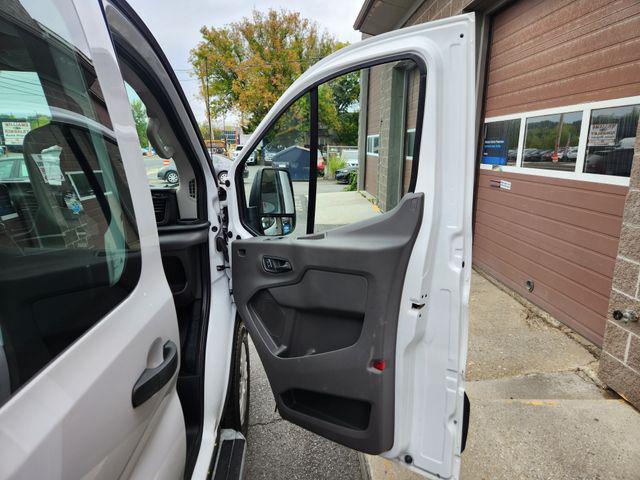 2025 Ford Transit Cargo Van Base