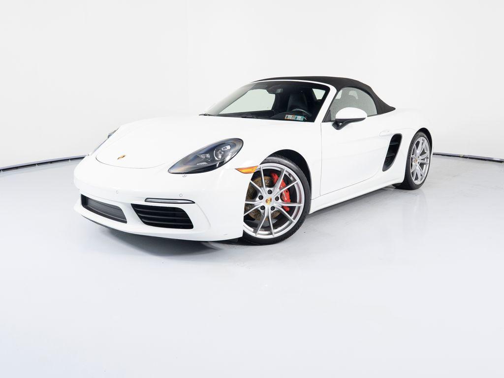 /2017 Porsche 718-Boxster