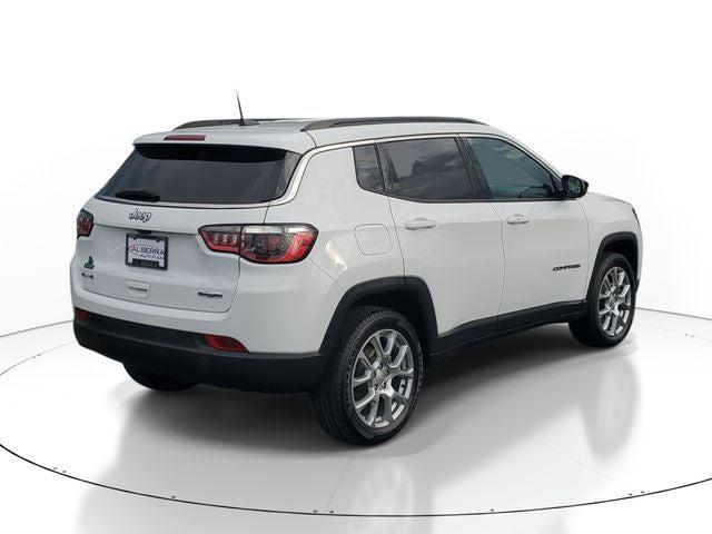 2022 Jeep Compass Latitude Lux 4x4
